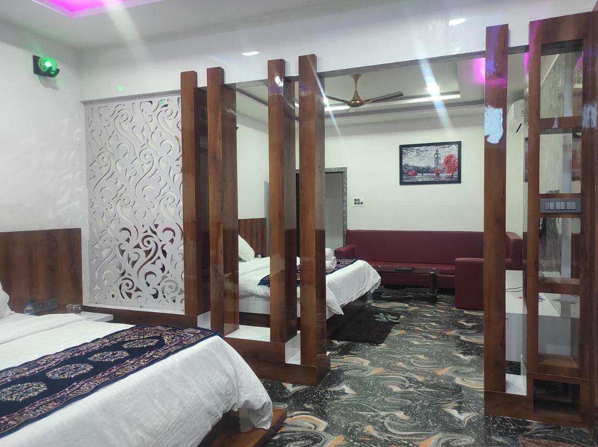 Hotel Sg Hub Tower Margherita Екстериор снимка