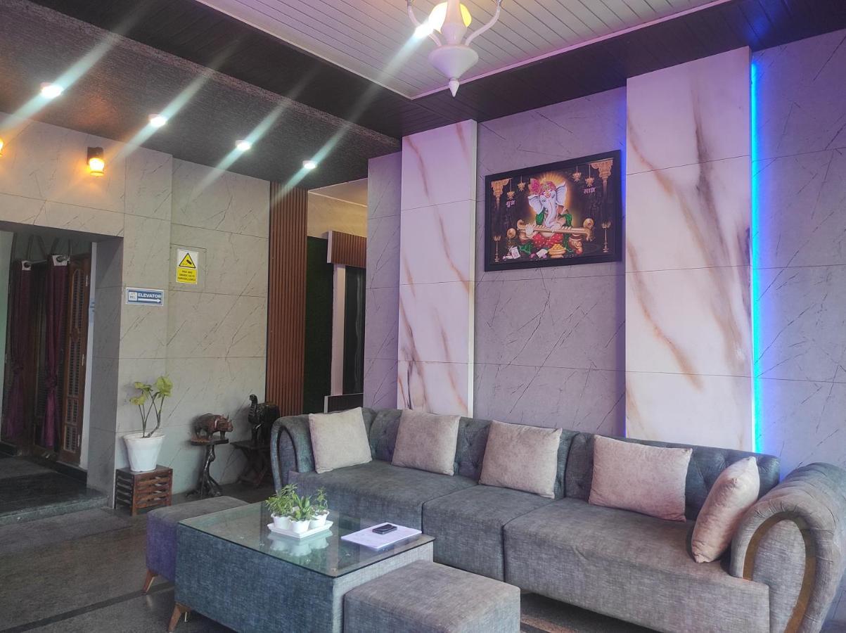 Hotel Sg Hub Tower Margherita Екстериор снимка