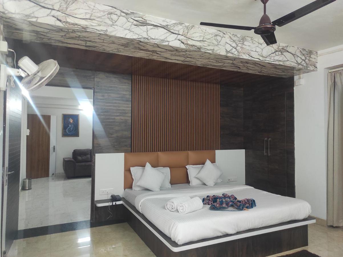 Hotel Sg Hub Tower Margherita Екстериор снимка