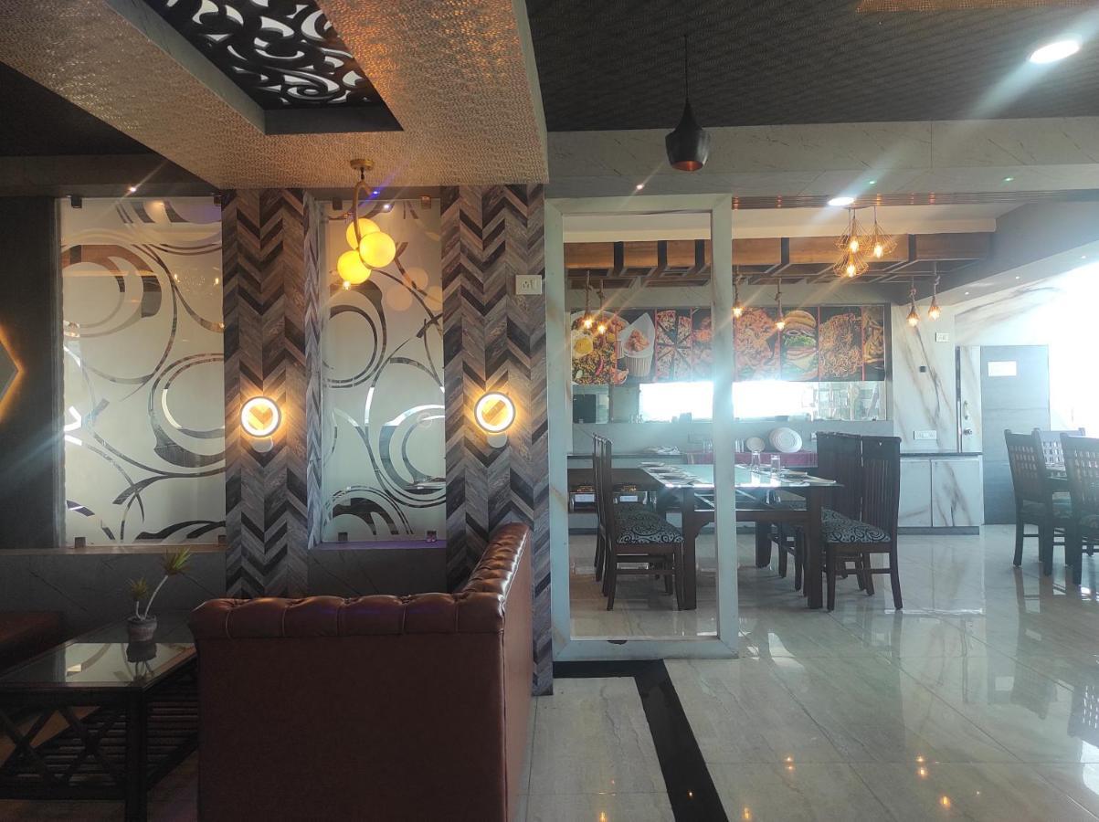 Hotel Sg Hub Tower Margherita Екстериор снимка