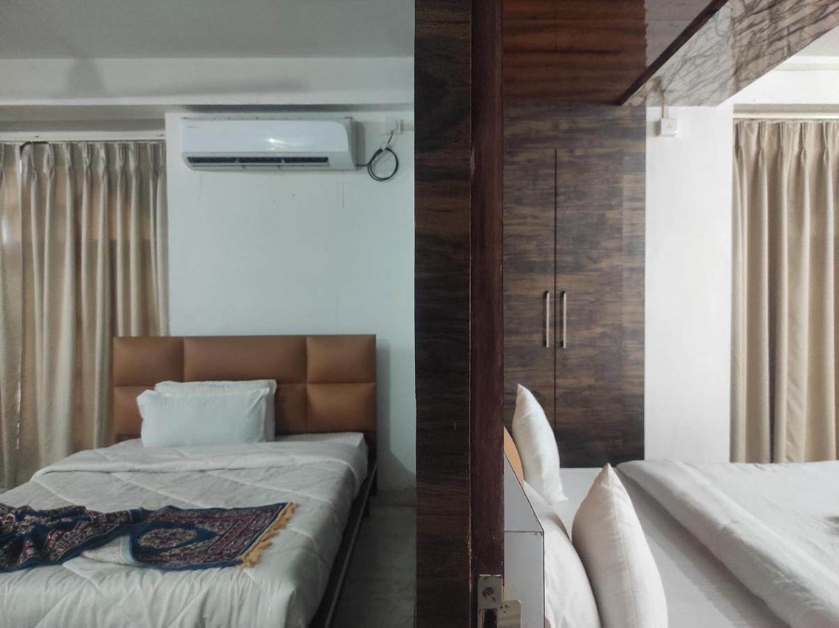 Hotel Sg Hub Tower Margherita Екстериор снимка