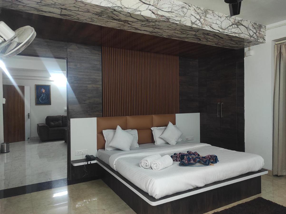 Hotel Sg Hub Tower Margherita Екстериор снимка