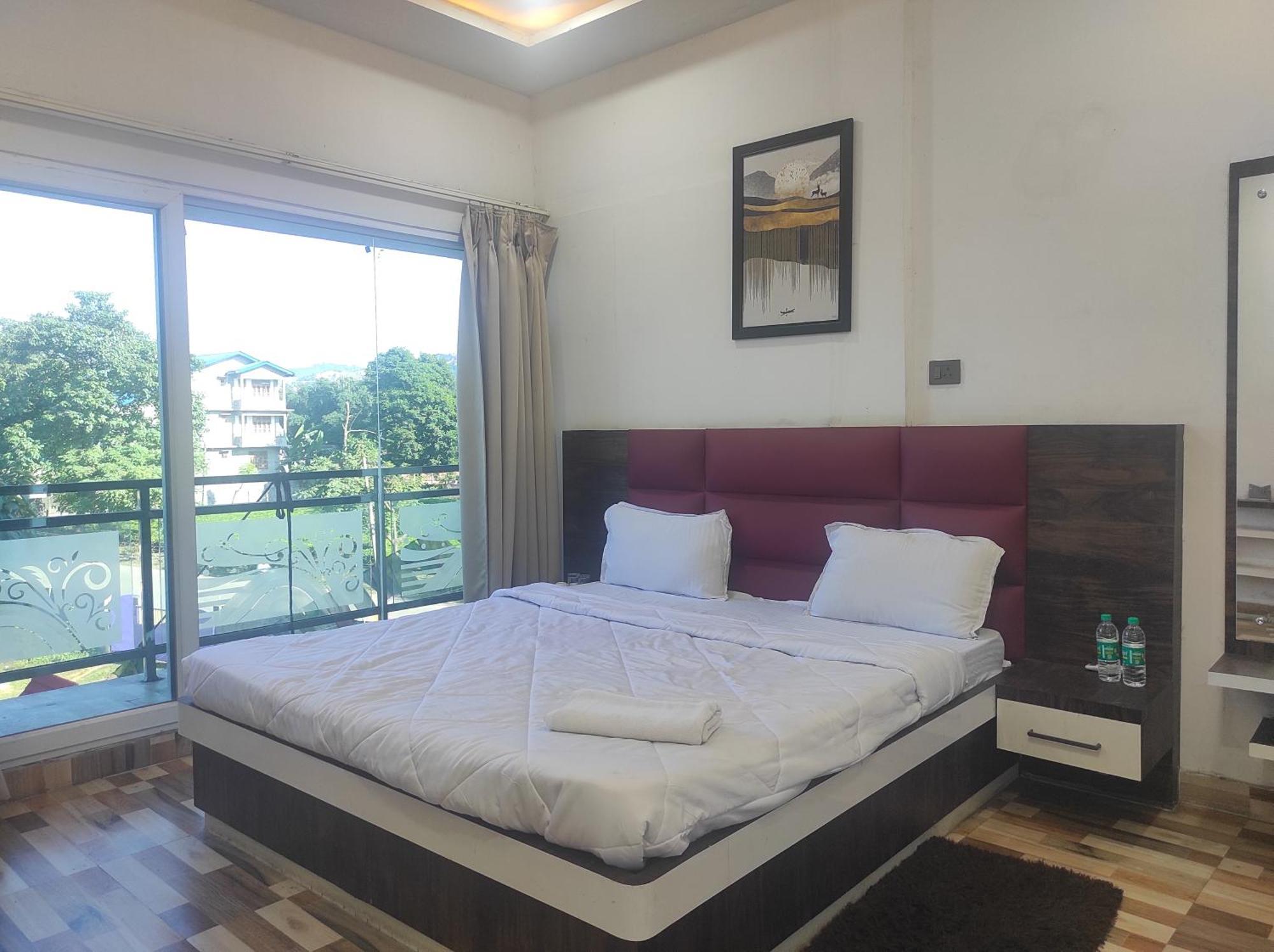 Hotel Sg Hub Tower Margherita Екстериор снимка