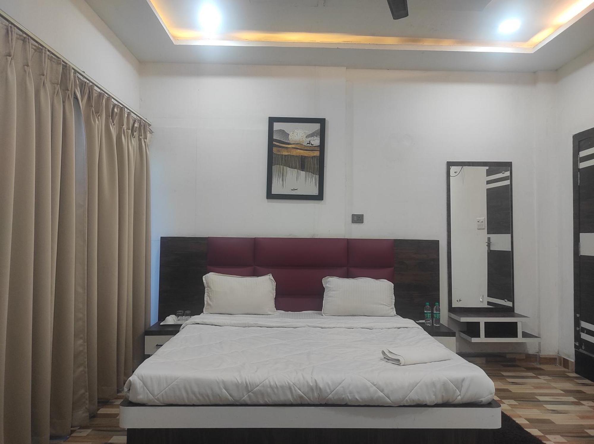 Hotel Sg Hub Tower Margherita Екстериор снимка