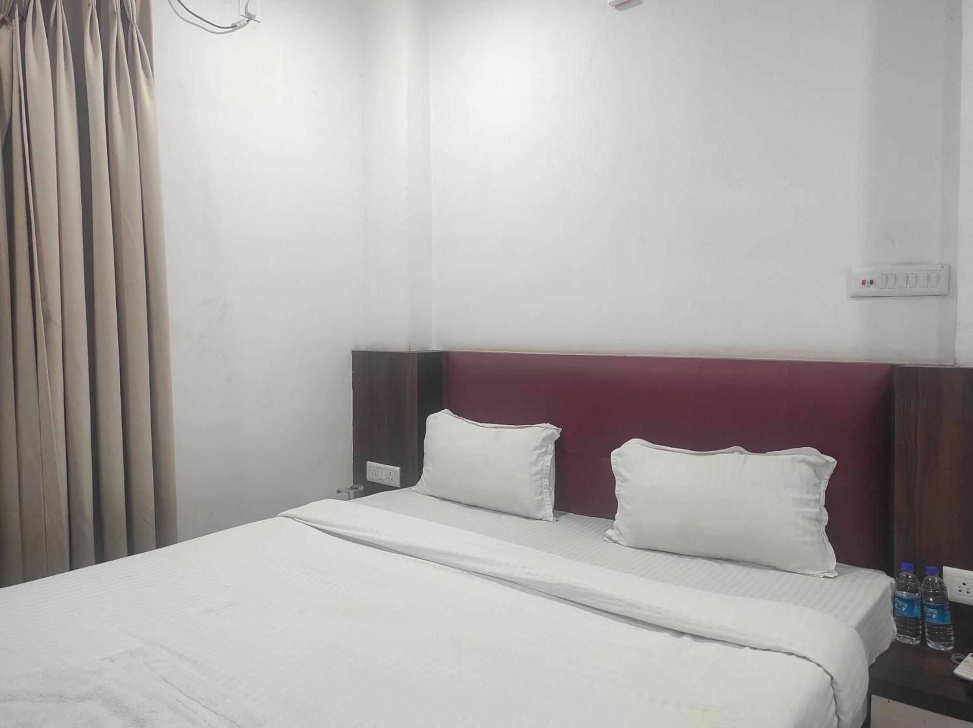 Hotel Sg Hub Tower Margherita Екстериор снимка