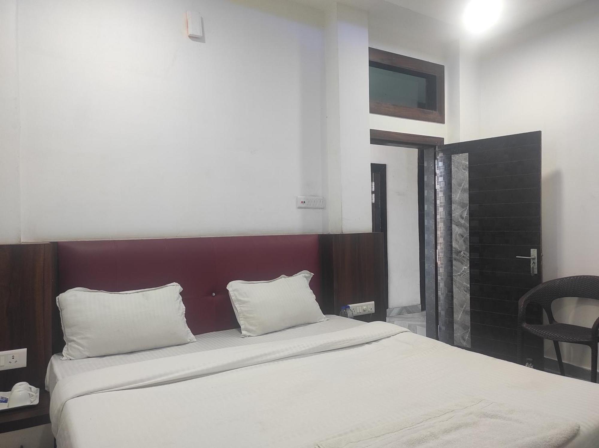 Hotel Sg Hub Tower Margherita Екстериор снимка