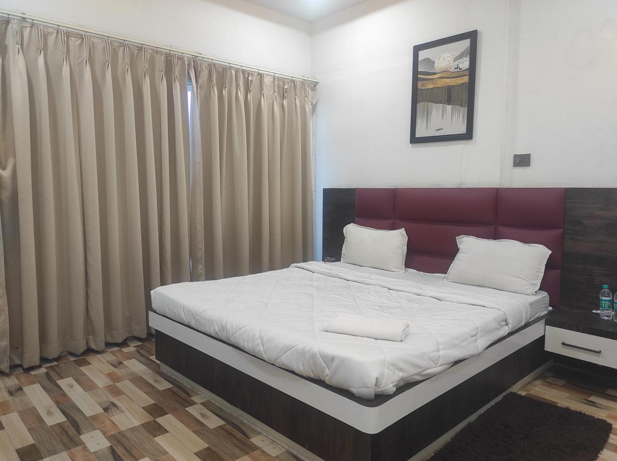 Hotel Sg Hub Tower Margherita Екстериор снимка