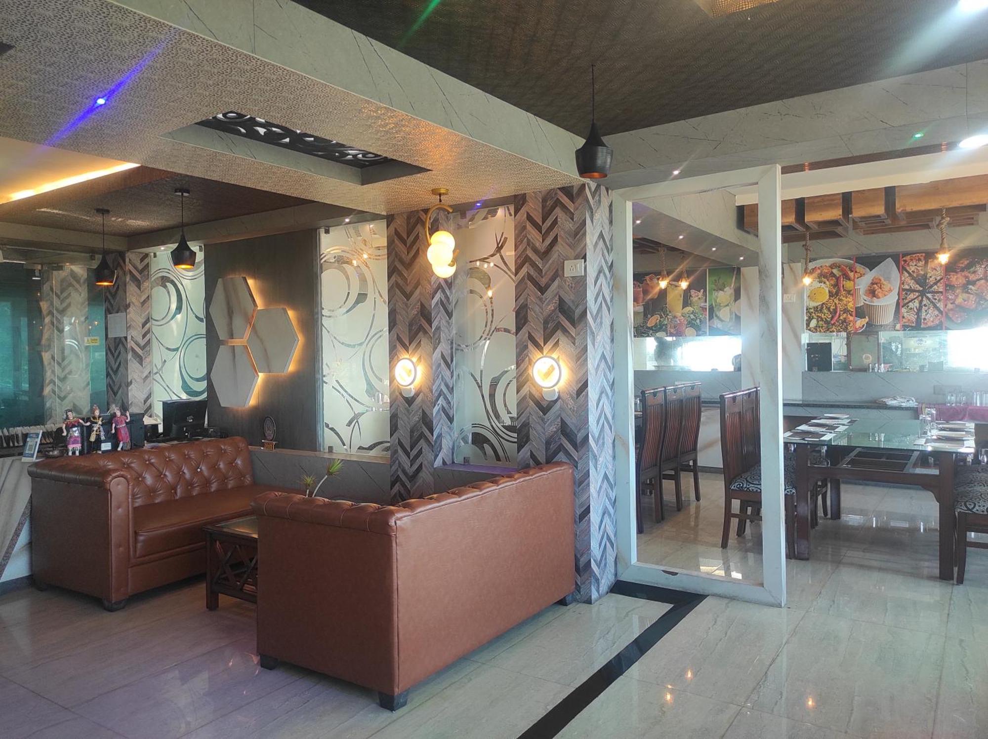 Hotel Sg Hub Tower Margherita Екстериор снимка